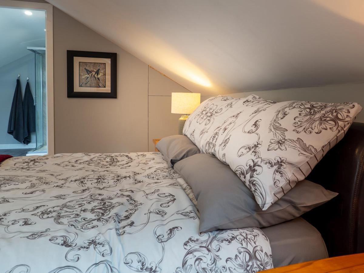 Cloonan House Apartment Клифдън Екстериор снимка