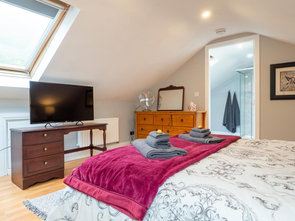 Cloonan House Apartment Клифдън Екстериор снимка
