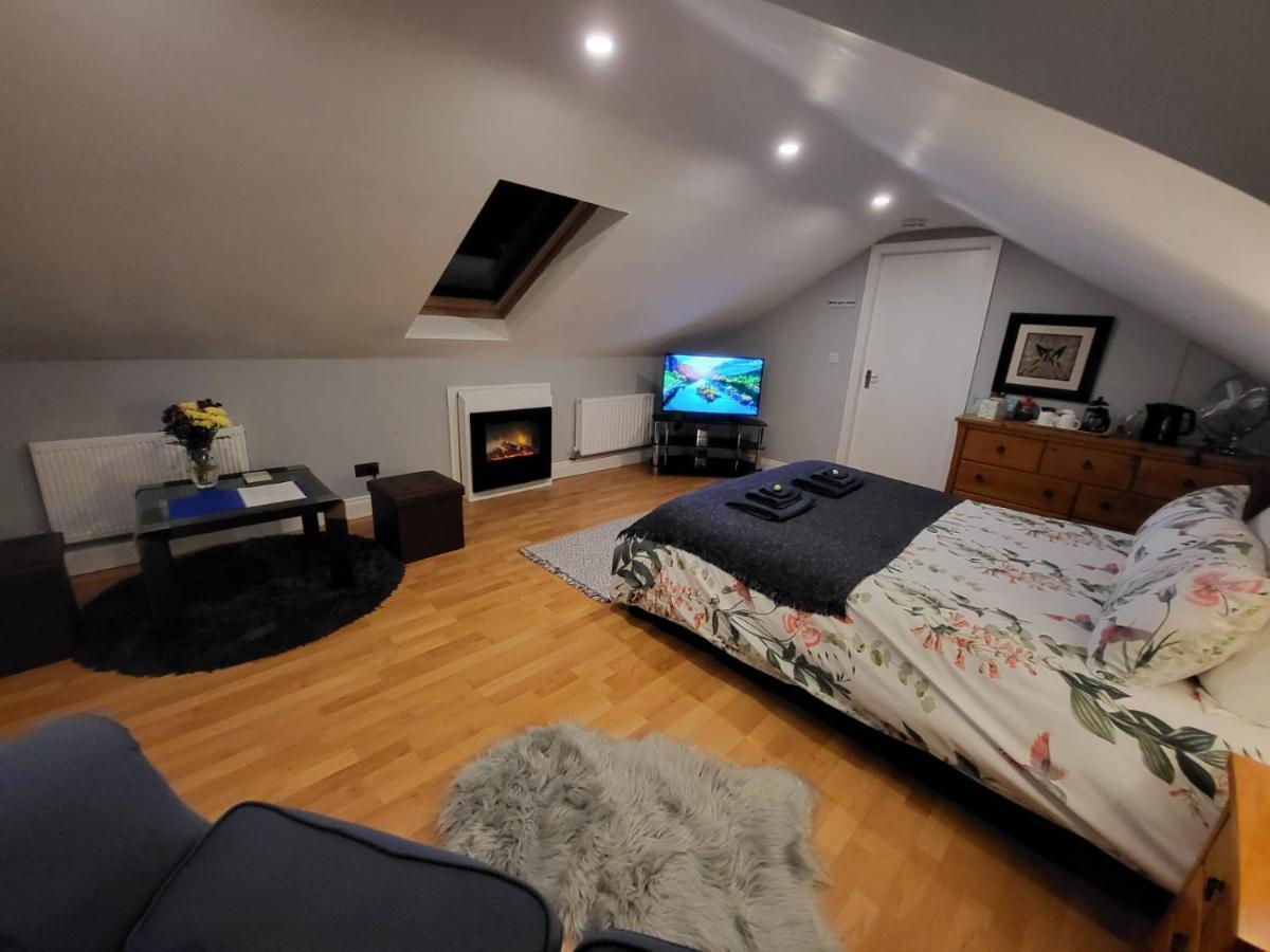 Cloonan House Apartment Клифдън Екстериор снимка